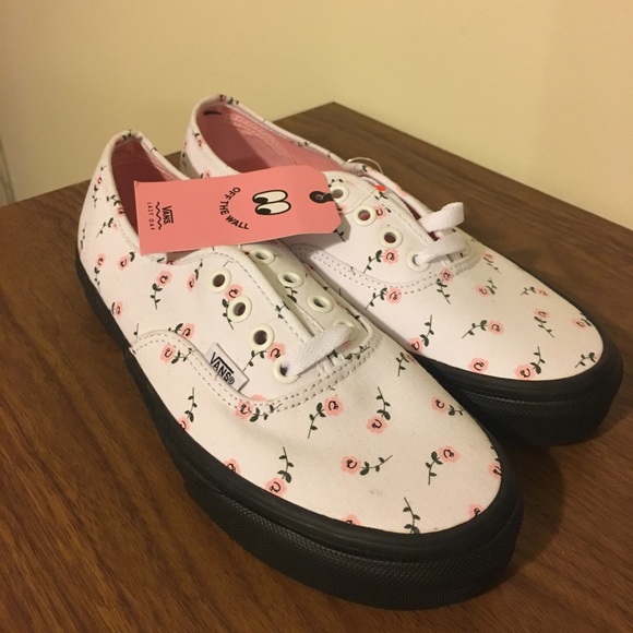 vans pink roses